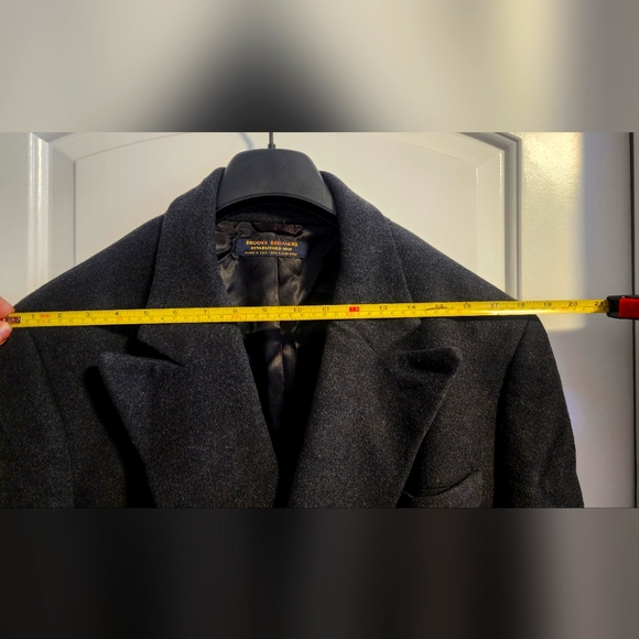 Brooks Brothers Established 1818 Cashmere Coat - Picture 3 of 12